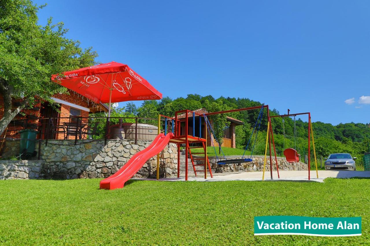 Vacation Home Alan 2 Kulen Vakuf Eksteriør billede