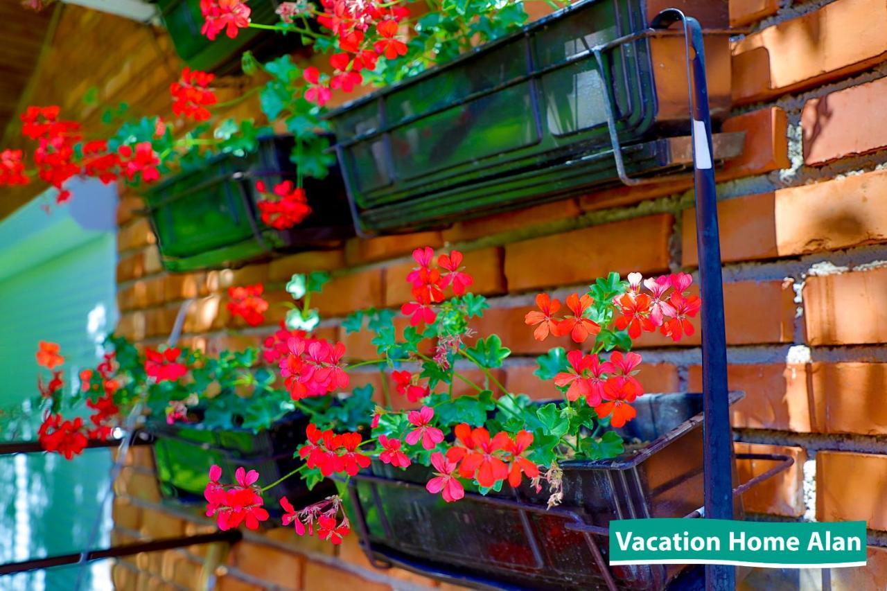 Vacation Home Alan 2 Kulen Vakuf Eksteriør billede