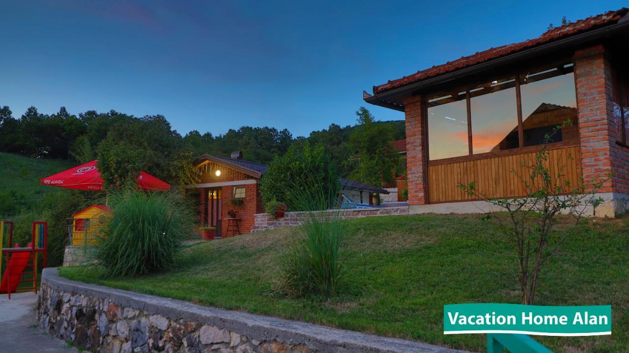Vacation Home Alan 2 Kulen Vakuf Eksteriør billede
